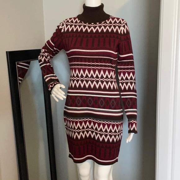 NWT Romeo Juliet Couture Turtleneck Sweater Dress - Picture 1 of 7